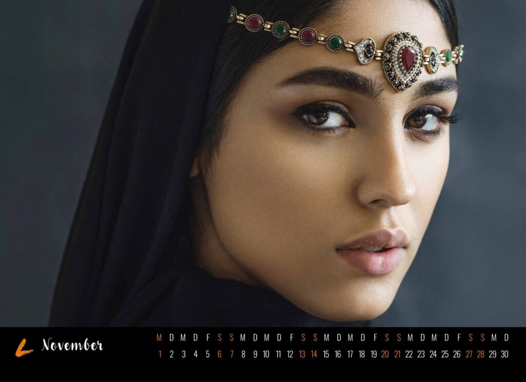 November: Die Farbe Schwarz – vom Hijab bis zum kleinen Schwarzen